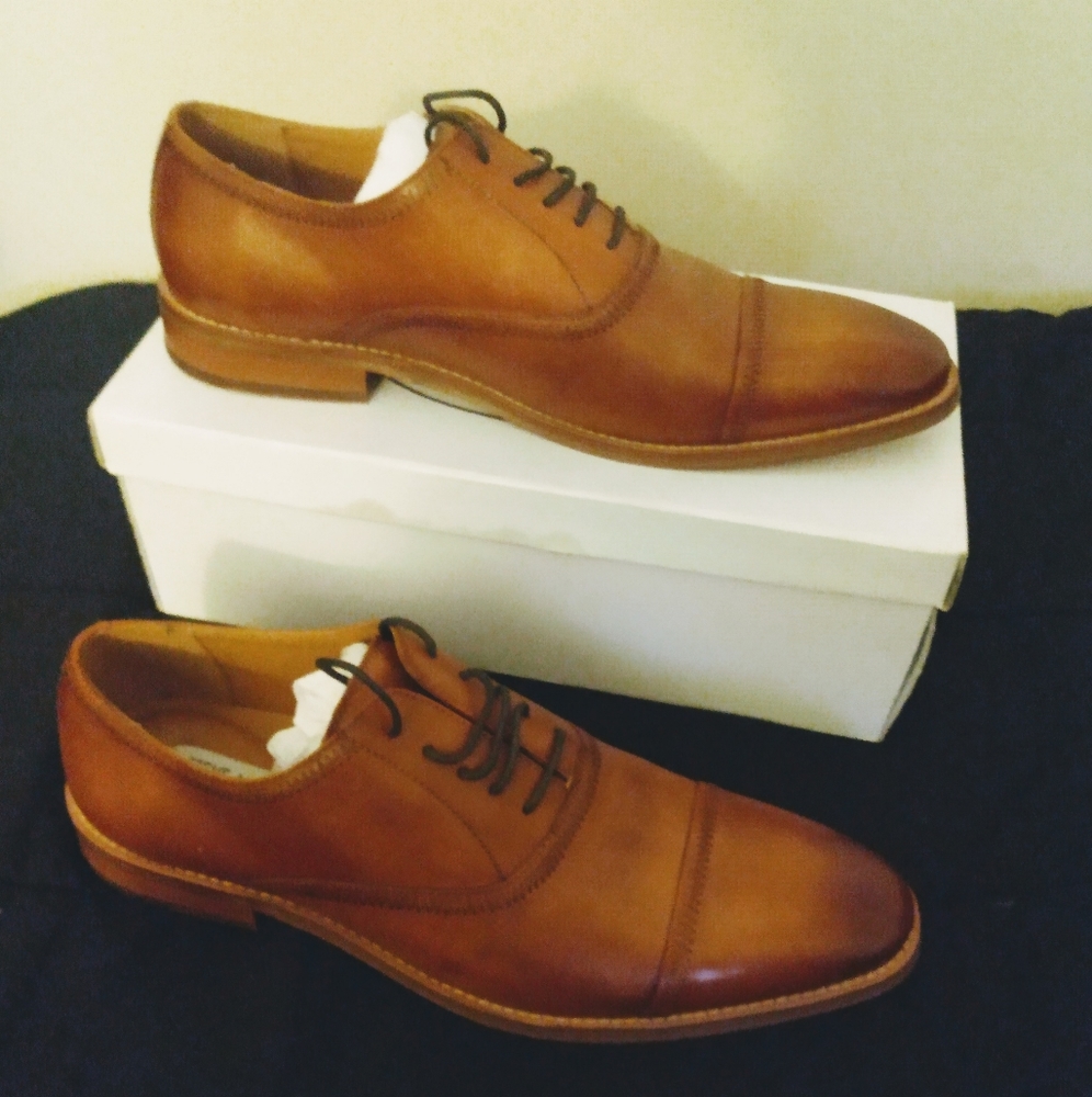 Men's Tan Oxfords